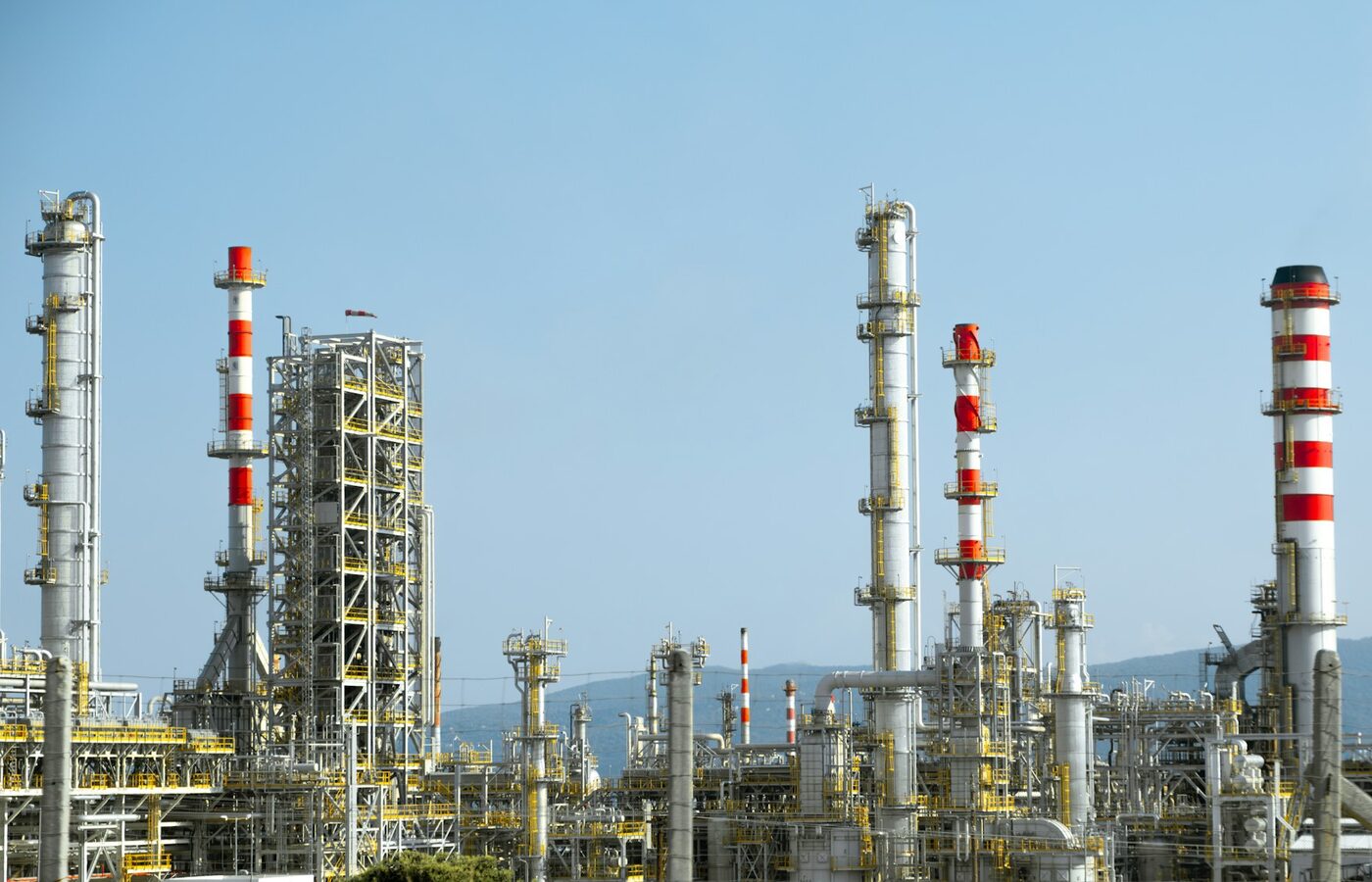 Oil and gas processing facility